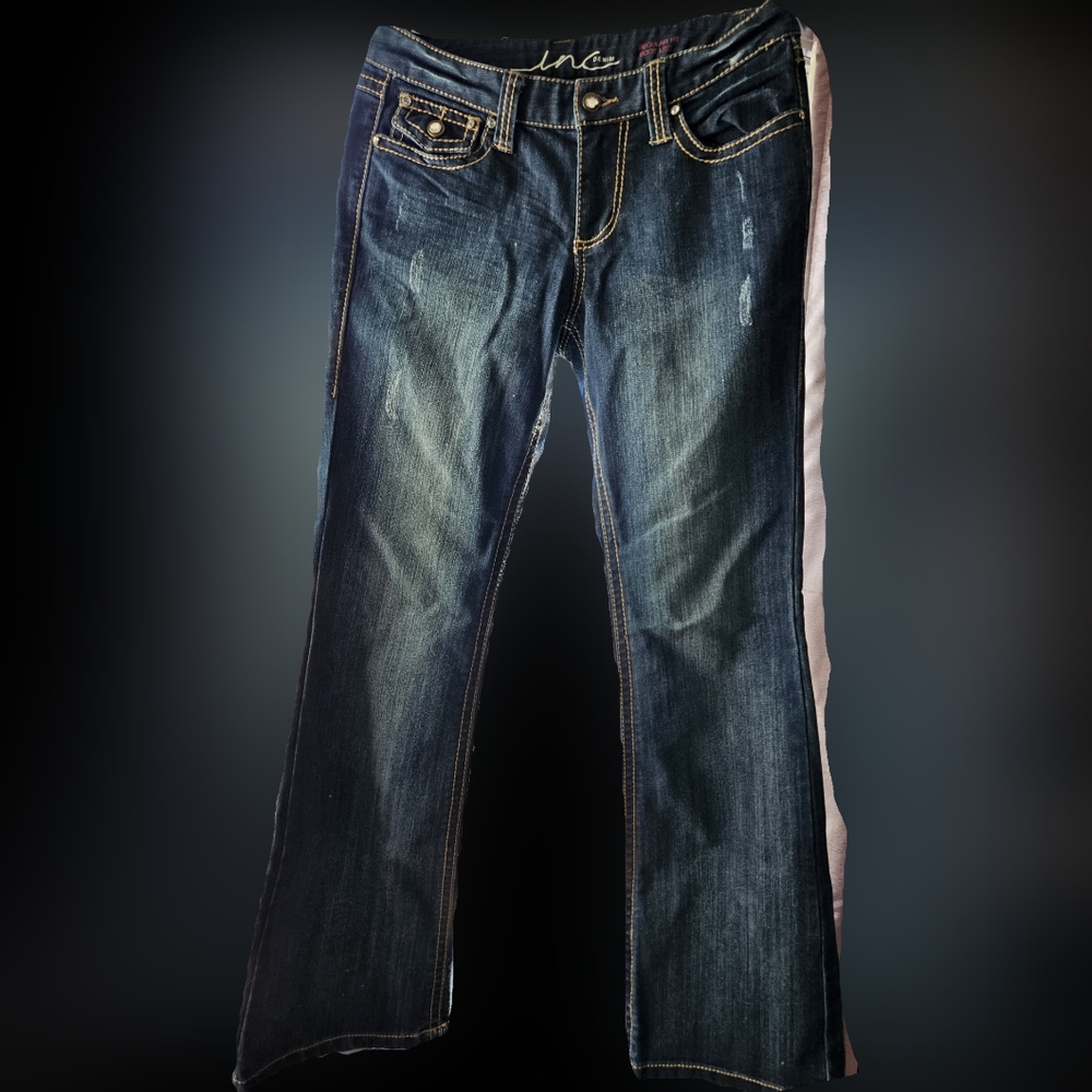 INC.  Boot leg regular fit jeans👖